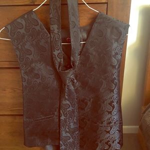 Men’s Paisley Suit Vest WITH MATCHING TIE